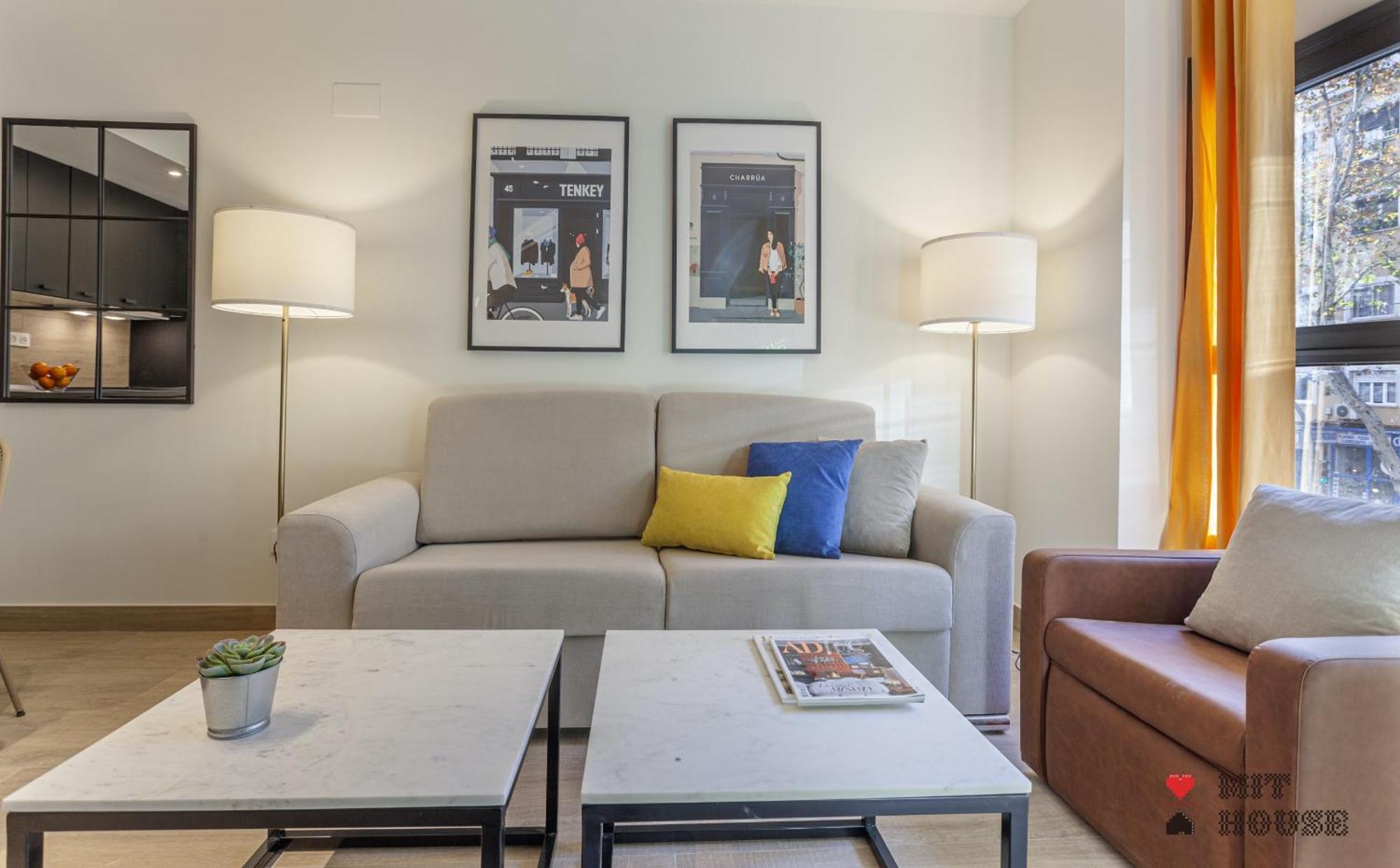Apartmán Antonio Lopez En Madrid Exteriér fotografie