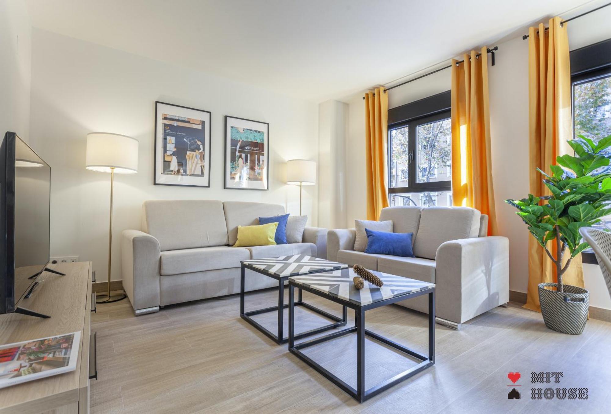 Apartmán Antonio Lopez En Madrid Exteriér fotografie